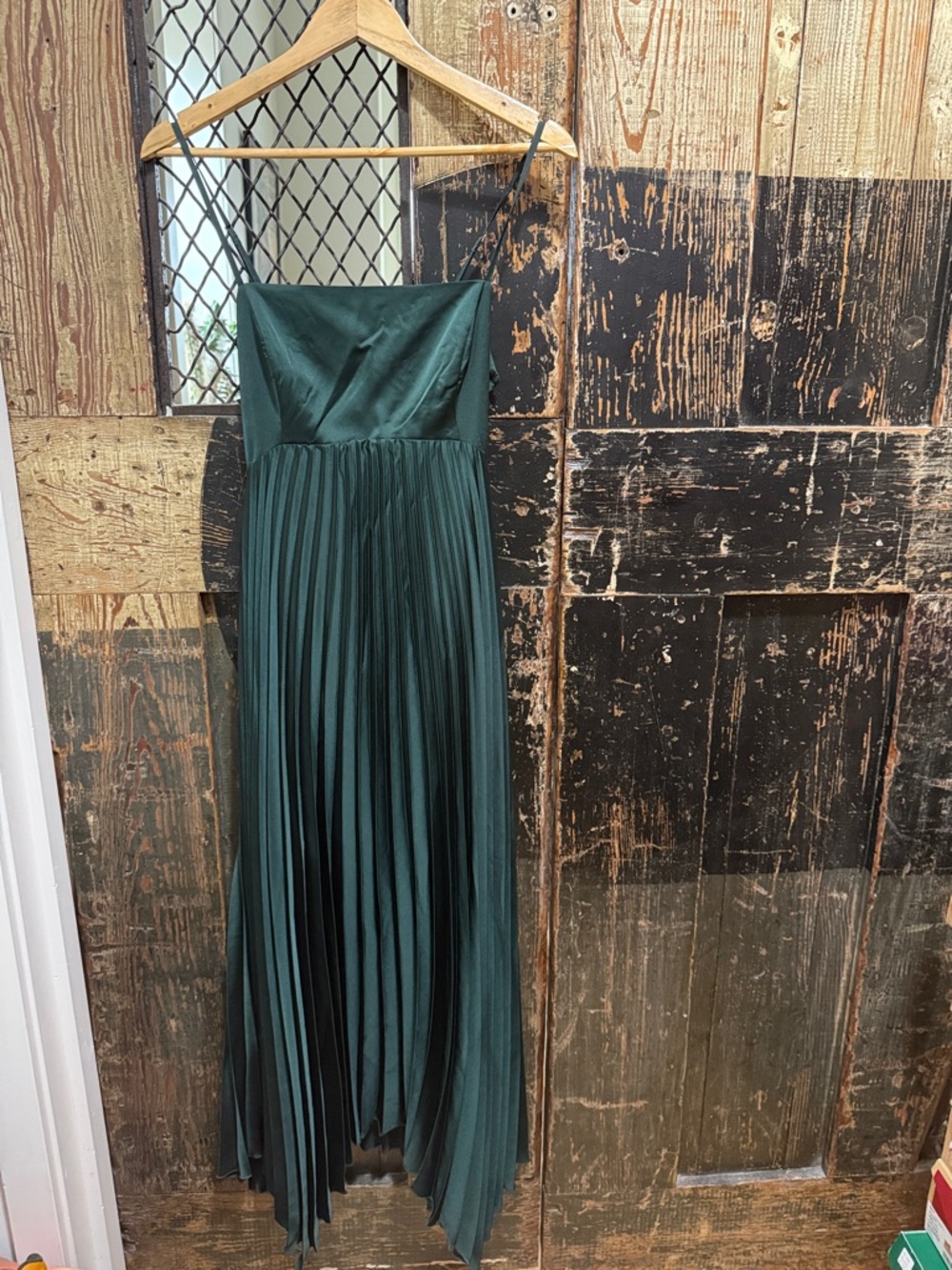Strappy Pleated Midi Dress in Deep Forest Green
